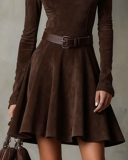Noémie | Mini Robe Vintage en Suédine Marron Foncé